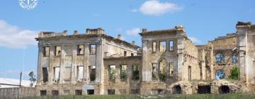 Повернення «Лігва Вовка»: на Одещині держава повернула громаді панський маєток з історією, що зачіпає Європу