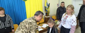 Татарбунарська громада вшанувала пам’ять полеглих Героїв — Олександра Зінченка та Романа Рацького