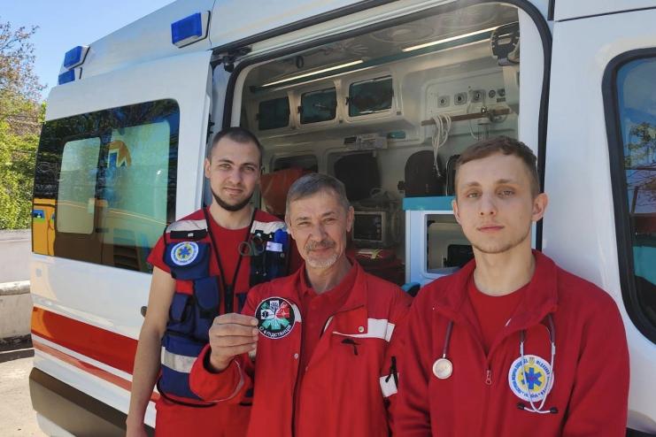   “Швидка” з Одещини врятувала водія з зупинкою серця