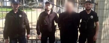 Ошукав інвесторів майже на 12 мільйонів гривень: в Одесі поліцейські затримали 60-річного засновника фінансової піраміди