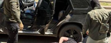 Сприяння у бронюванні через 