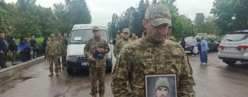 Арцизька громада провела в останню путь Героя Олександра Доксова