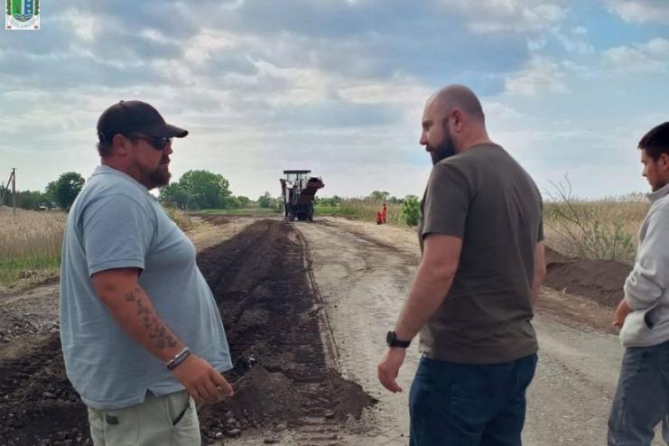 Відновлювальні роботи на ділянці дороги Кілія-Вилкове тривають