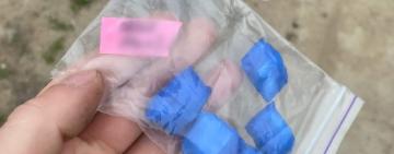 Одеські поліцейські затримали «на гарячому» розповсюджувача наркотиків