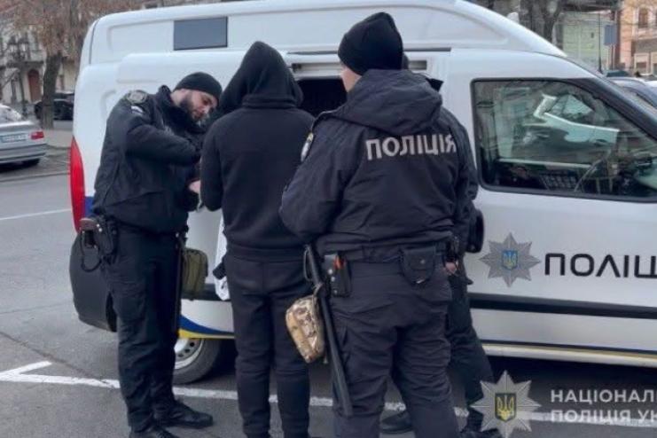 В Одесі за розбійний напад на подружжя зловмисник постане перед судом