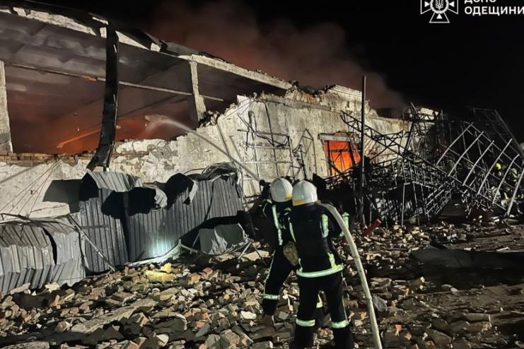 В Ізмаїлі внаслідок ворожої атаки пошкоджено будівлю "Нової пошти"