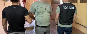 1000 доларів за вступ до коледжу: поліцейські викрили викладача одного з одеських навчальних закладів 