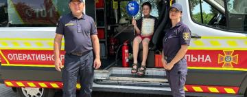 На Ізмаїльщині 9-річний хлопчик допоміг гасити пожежу — отримав грамоту та вогнегасник