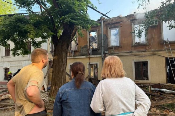 Під завалами знайшли тіло загиблої жінки, - ОДА