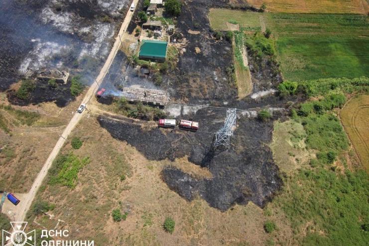 На Одещині люди отримали опіки, намагаючись приборкати вогонь самостійно