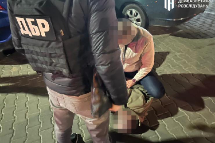 Обіцяв зняти з військового обліку за $15 тисяч: справу одеського правоохоронця передали до суду