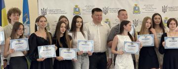 В Арцизькій міській раді відбулася щорічна церемонія нагородження талановитих учнів