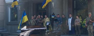 Загинув біля Зміїного: в Одесі попрощалися з моряком катера «Станіслав», тіло якого шукали два роки