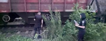 На Одещині 13-річну дівчину вразило струмом на даху вагона