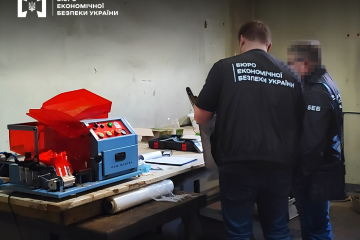 В Одесі судитимуть чоловіка, який зареєстрував фіктивну фірму для прикриття контрабанди