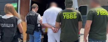 Махінації з благодійною допомогою: на Одещині затримано чоловіка, який намагався підкупити військового