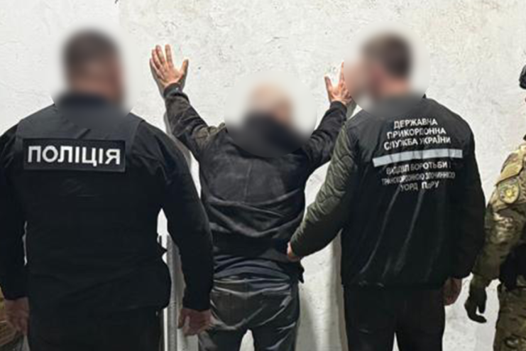 Наркотрафік героїну з Туреччини: в Одесі затримано іноземця з «валізою смерті» на 63 мільйони гривень