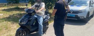 Поліцейські Одещини продовжують проводити профілактичні заходи з підлітками щодо безпечного керування транспортними засобами