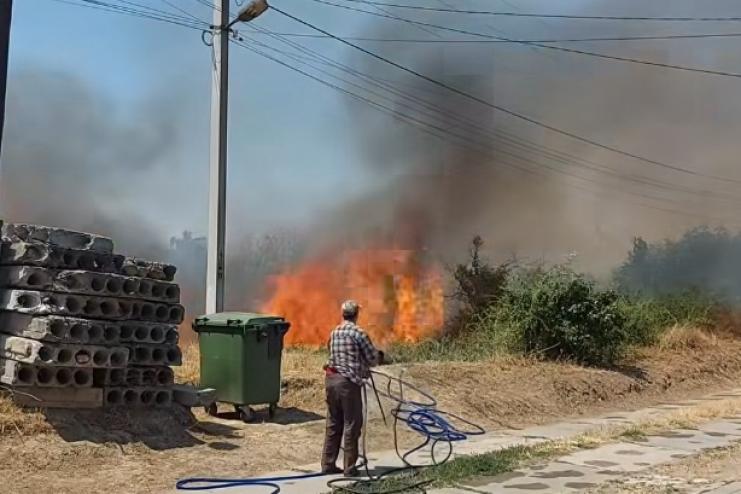 Пожежа на околиці Болграда: полум’я наближалося до будинків