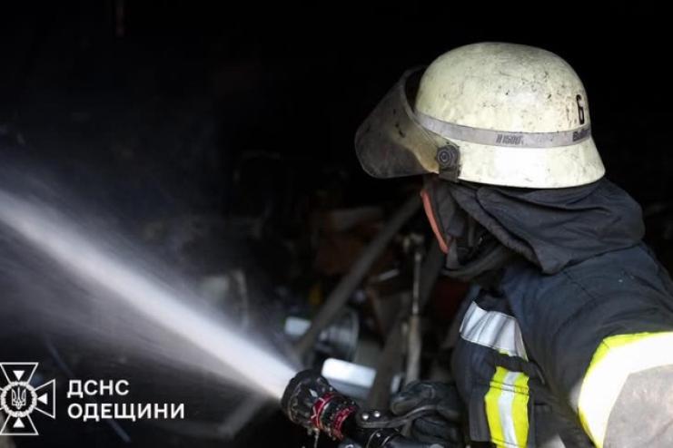 Пожежі на Одещині: одна жінка загибла, двоє дітей у лікарні