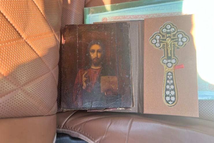 На Одещині прикордонники виявили ікону ХІХ століття, яку намагалися вивезти за кордон потайки