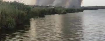 Удар блискавки спричинив пожежу поблизу житлових будинків в Арцизі