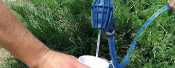 У Саф’янівській громаді малозабезпечені родини отримали мінінасоси для очищення води 