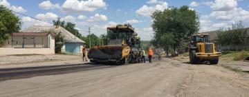 На автошляху Болград – Кубей – Арциз триває ямковий ремонт