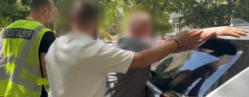 На Одещині затримали посадовця ТЦК за хабар у 3 тисячі доларів: вимагав гроші за виключення з розшуку