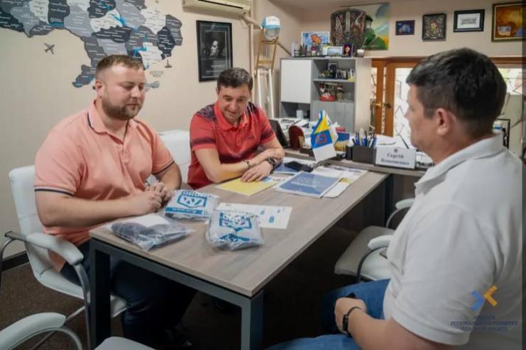 На Одещині громади отримали фільтри та насоси для безпечної води