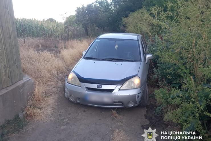 Випив, сів — і викрав: у Татарбунарській громаді чоловік поцупив авто просто з-під кладовища