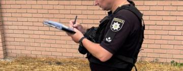 Поліція розслідує стрілянину в Одеському районі: ніхто не постраждав 