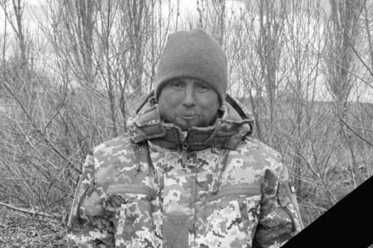 Вилківська громада в жалобі: на щиті додому повертається Олег Коваленко