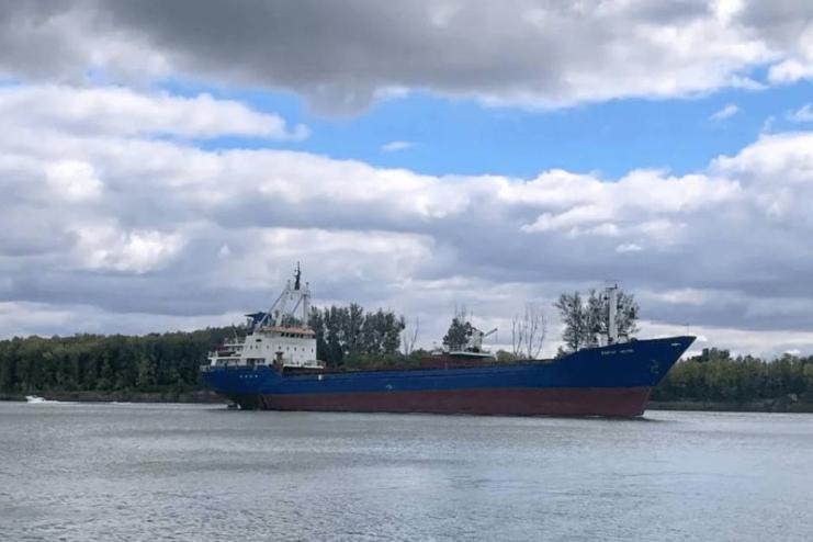 Україна частково відновила судноплавство каналом гирла "Бистре" на Дунаї, яке було закрито після вибуху земснаряда 