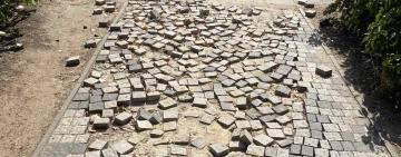 Болград під загрозою втратити зелену перлину: парк біля собору нищать щовечора