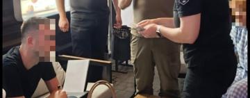 Посадовицю Одеської митниці затримали на хабарі