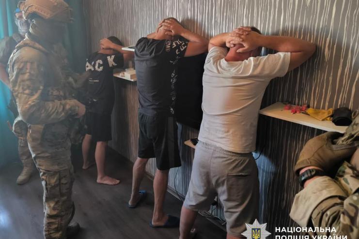 Слідчі поліції викрили посадовців морського порту на Одещині, які розтратили понад 8 мільйонів гривень