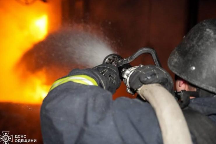 Ворог масовано атакував Одеський район ударними безпілотниками