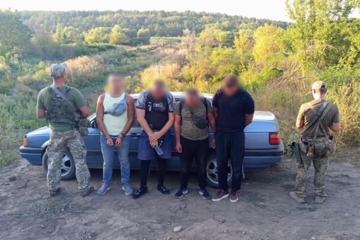 На Одещині чоловіки намагалися втекти за кордон «під прикриттям» 4-річного хлопчика