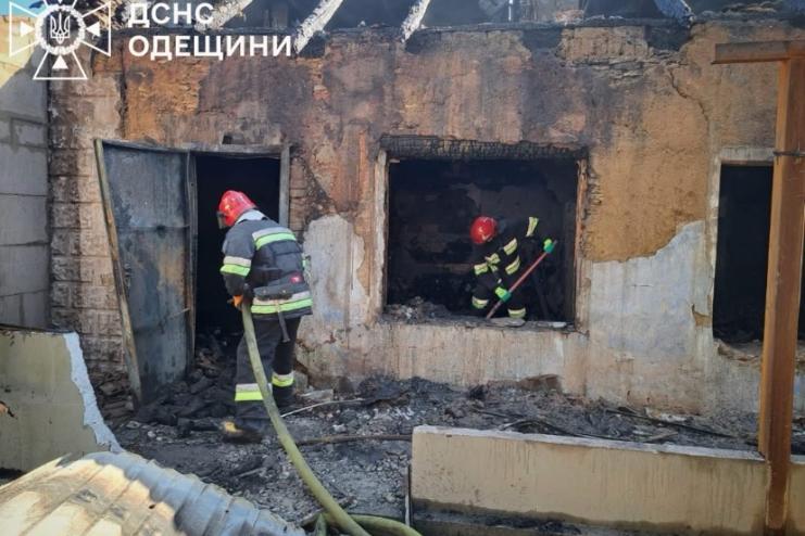 Саратська громада у скорботі: у пожежі загинув Захисник України та його матір