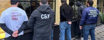 Троє одеситів вимагали неіснуючий борг: їм загрожує до 12 років в’язниці