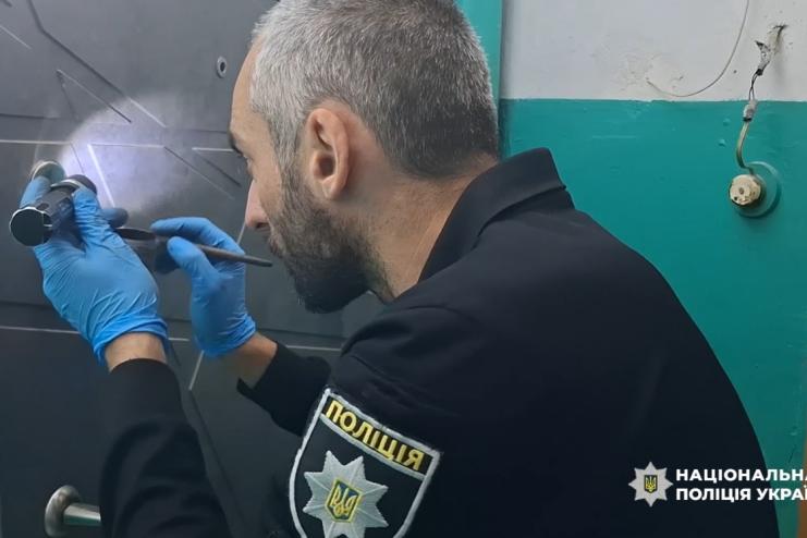 У Білгороді-Дністровському затримали чоловіка, який напав на 17-річного підлітка