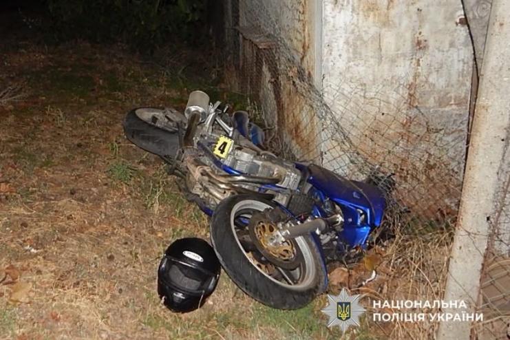 Поліція розслідує обставини ДТП в Одеському районі, де постраждали двоє людей