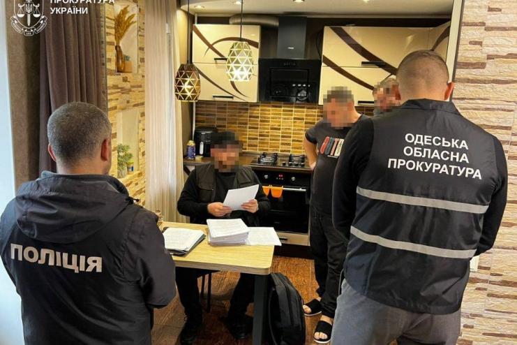 В Одесі вісім посадовців міськради та комунальних підприємств підозрюють у розтраті понад 7 мільйонів гривень