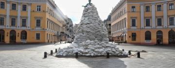 Зеленський доручив перевірити факти з петиції про військову адміністрацію в Одесі