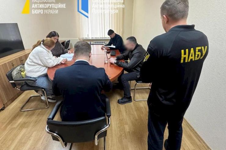 НАБУ повідомило про підозру голові Одеської облради та його дружині-депутатці