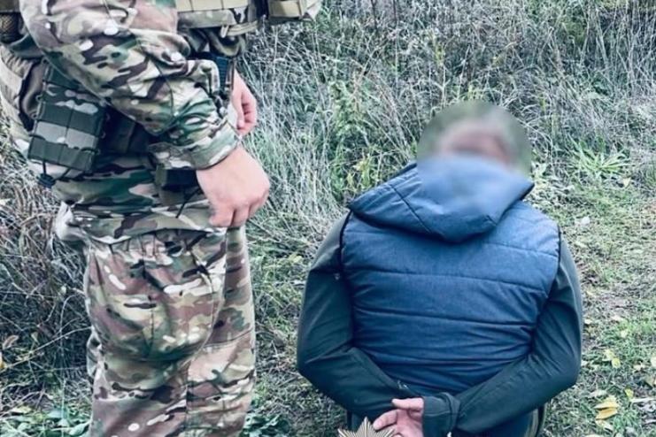 Одеські поліцейські затримали 31-річного торговця боєприпасами та вибухівкою