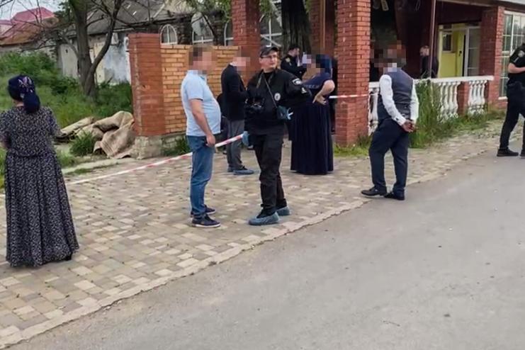 Молодика з Одещини засудили до 10 років ув’язнення за жорстоке вбивство жінки, яка опікувалася ним як матір