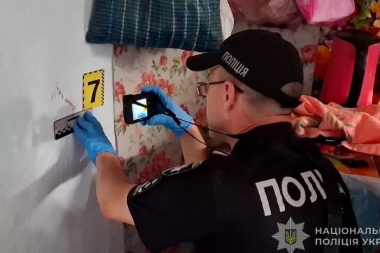 Перед судом постане житель Білгород-Дністровського району, який жорстоко побив пенсіонерку та зберігав наркотики