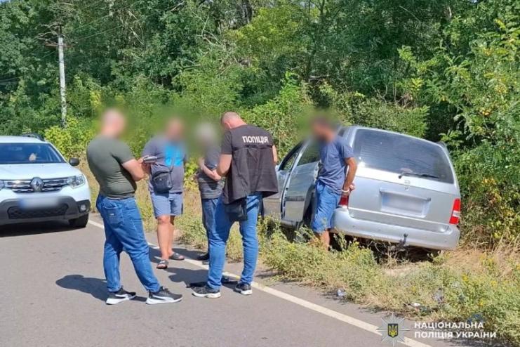 Білгород-Дністровський: ділок, який заробляв на втечі чоловіків за кордон, постане перед судом